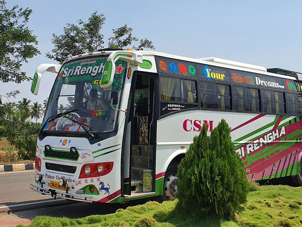 renghatravels-Bus